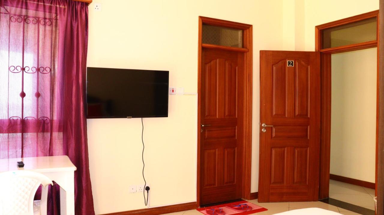 Elna'S Haven - Nyali Sea View Apartment Момбаса Екстериор снимка