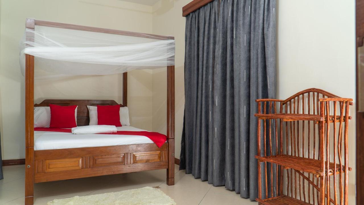 Elna'S Haven - Nyali Sea View Apartment Момбаса Екстериор снимка