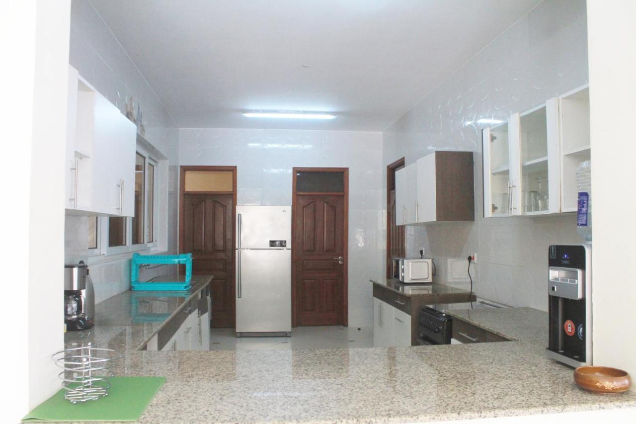 Elna'S Haven - Nyali Sea View Apartment Момбаса Екстериор снимка