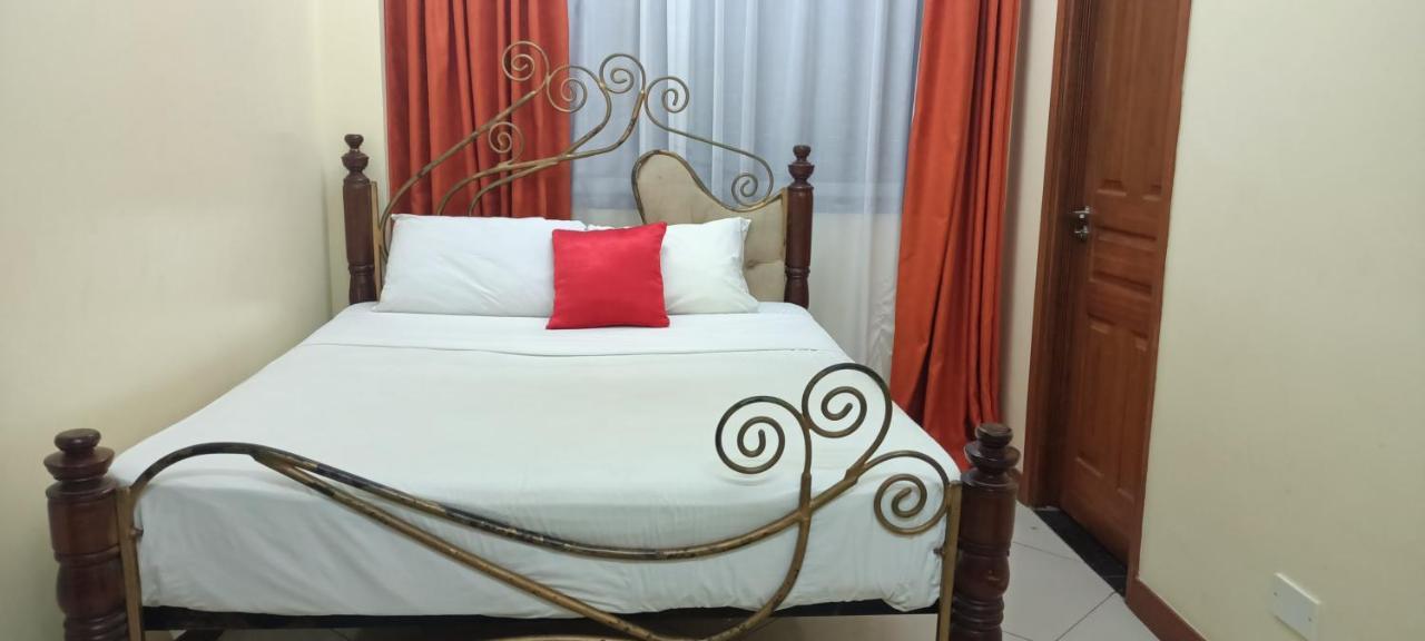 Elna'S Haven - Nyali Sea View Apartment Момбаса Екстериор снимка