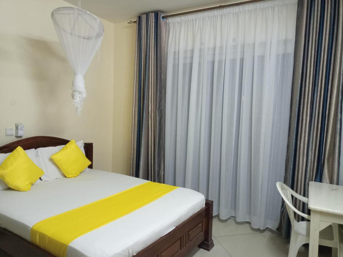 Elna'S Haven - Nyali Sea View Apartment Момбаса Екстериор снимка