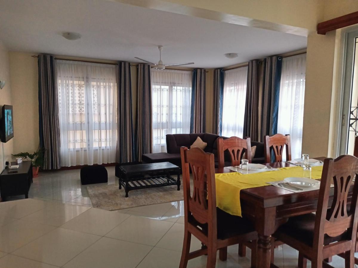 Elna'S Haven - Nyali Sea View Apartment Момбаса Екстериор снимка