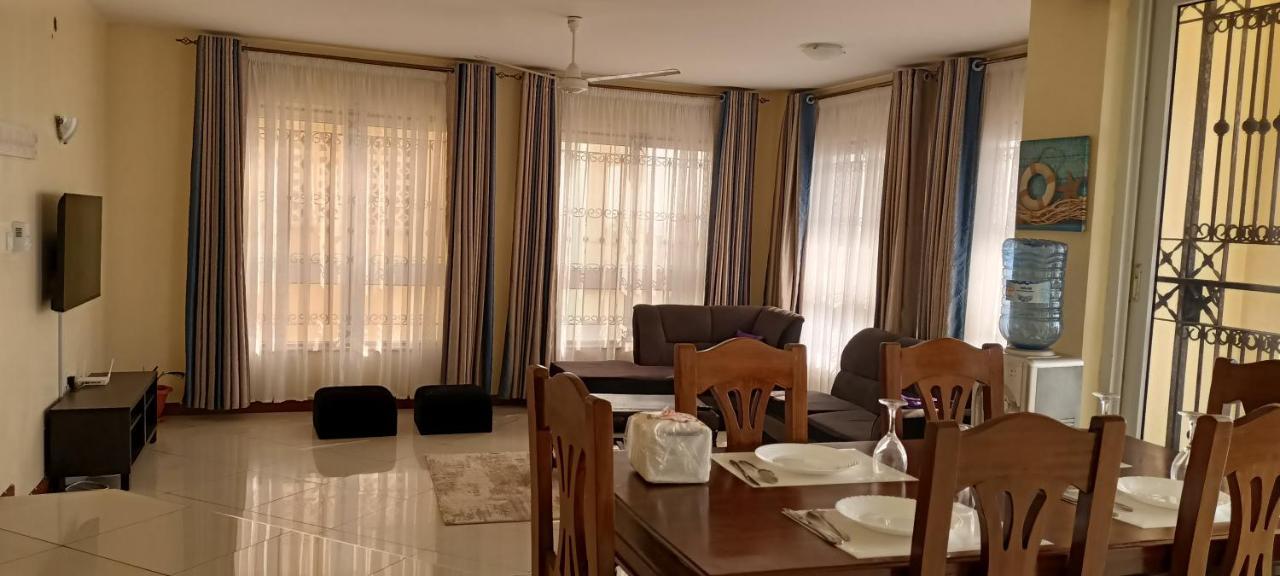 Elna'S Haven - Nyali Sea View Apartment Момбаса Екстериор снимка